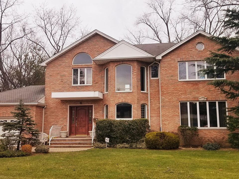 1st image of 6 Percheron Ln