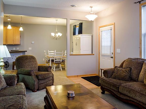 3rd image of 15614 Emerald Dr N Unit 1