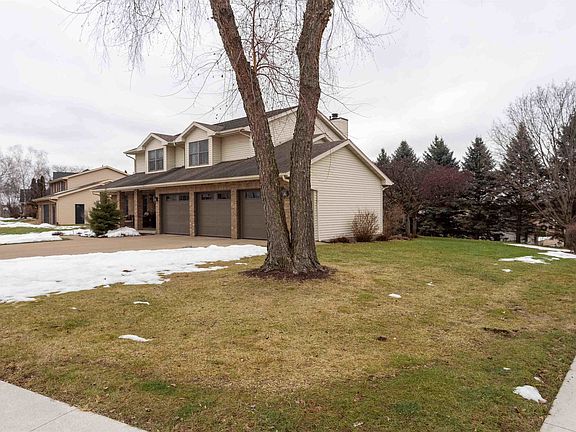 2nd image of 2996 Arbor Hills Dr