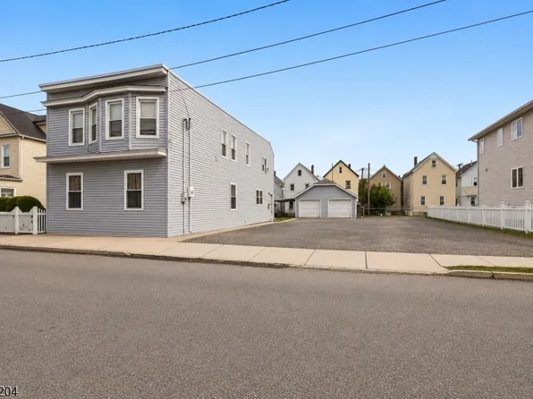 25 Grunwald St, Clifton City, NJ 07013
