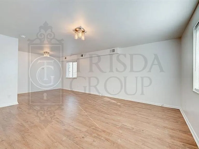 610 Broadhead Ave #C — Photo 26