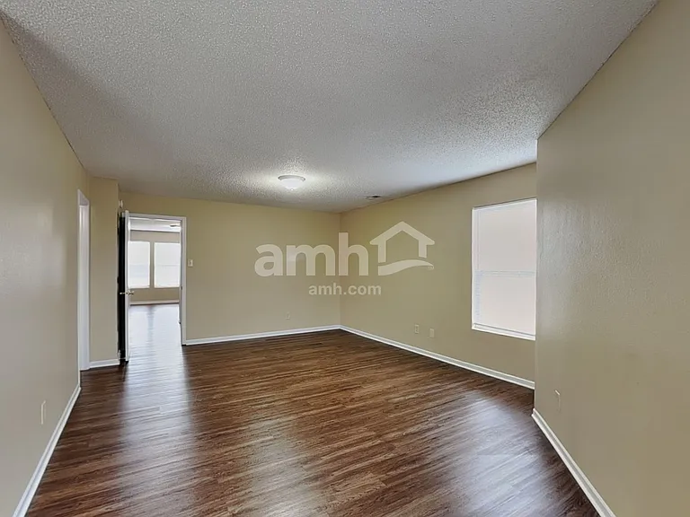 6904 Eagle Crossing Blvd — Photo 13