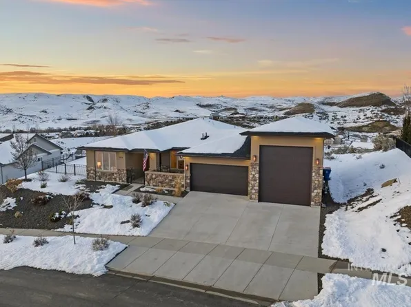 5478 W Parkridge Dr, Boise, ID 83714