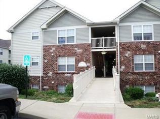 1714 Piedmont Circle St, Peters, MO 63304