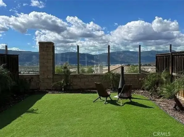15423 Park Point, Lake Elsinore, CA 92532