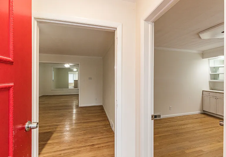 605 Crawford Ave — Photo 12