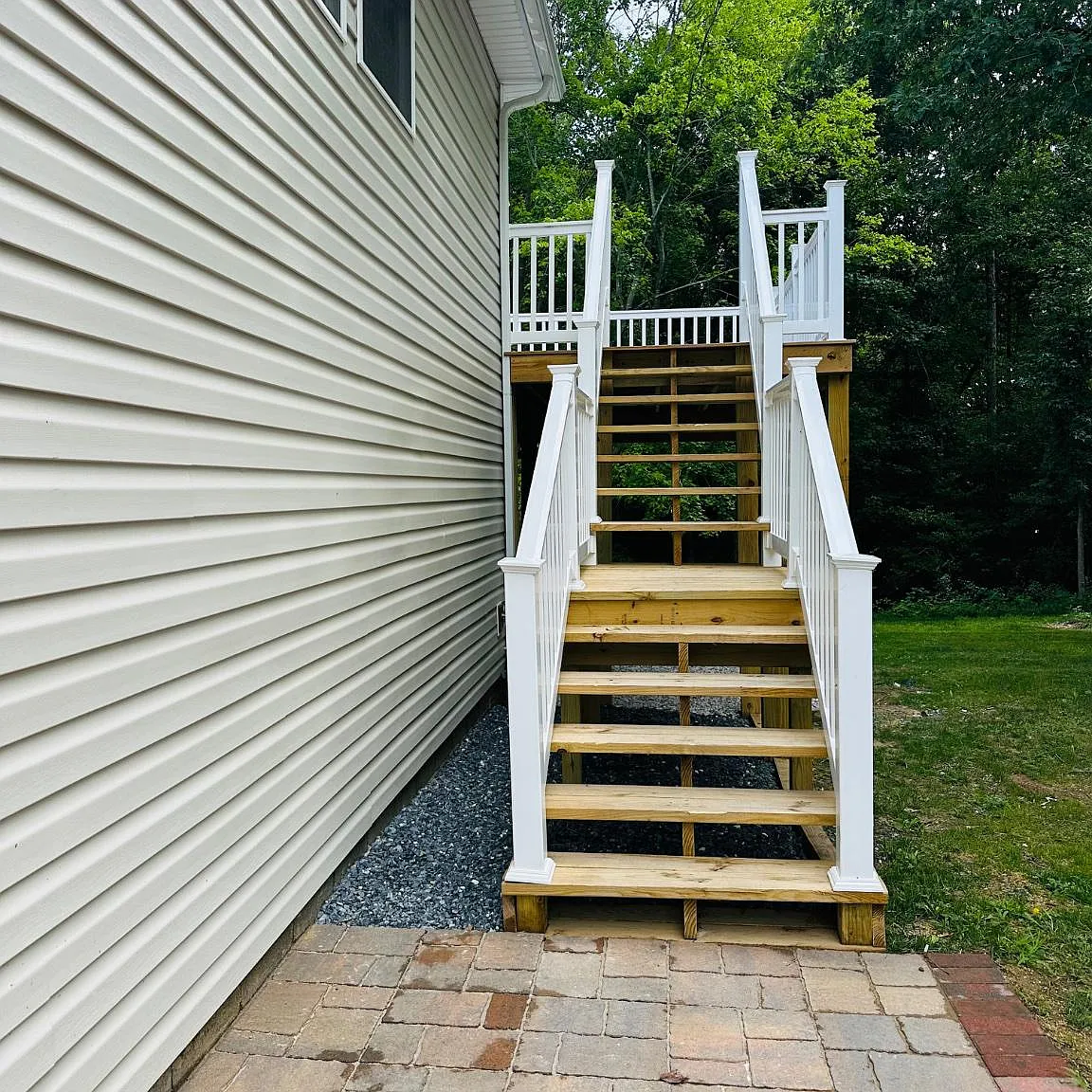 1 bed, 1.0 bath, 1245 sqft, $1,750 — Photo 2
