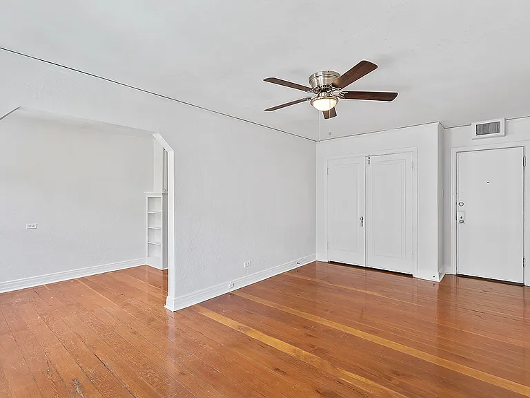 1010 N Sherman St — Photo 7