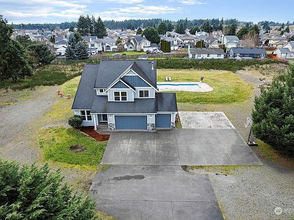 3rd image of 21512 46th Avenue E
