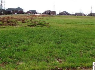 105 Ridge Ln, Paducah, KY 42003