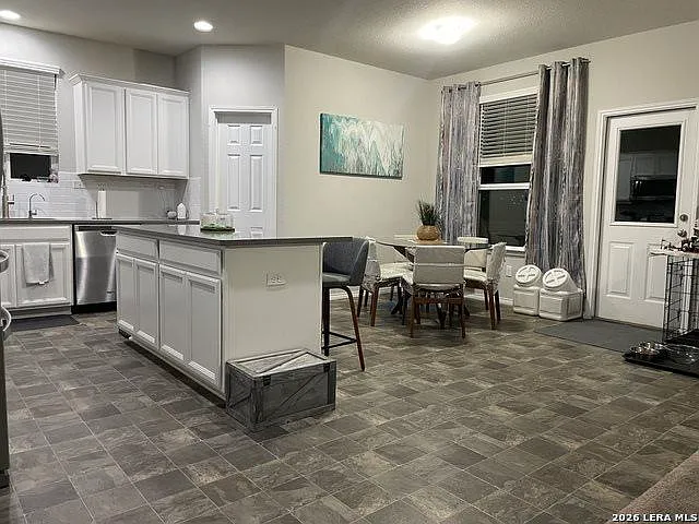 7828 Cottonwood Rdg — Photo 4