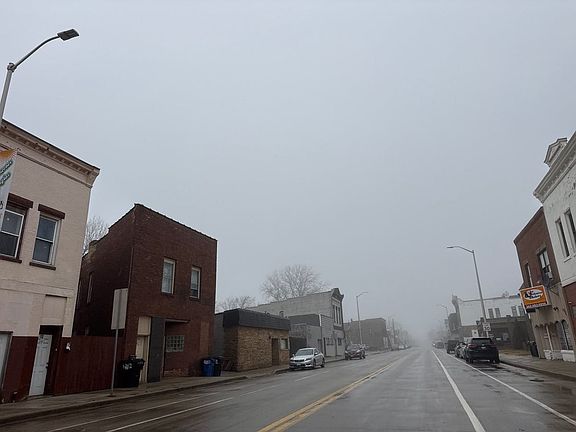 5th image of 1339 Douglas Ave