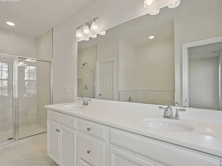 7 Leahy Dr — Photo 27