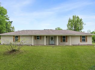 1392 N Cricket Ln, Gilmer, TX 75644