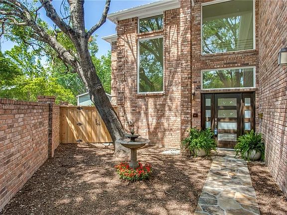 2nd image of 10696 E Lake Highlands Dr