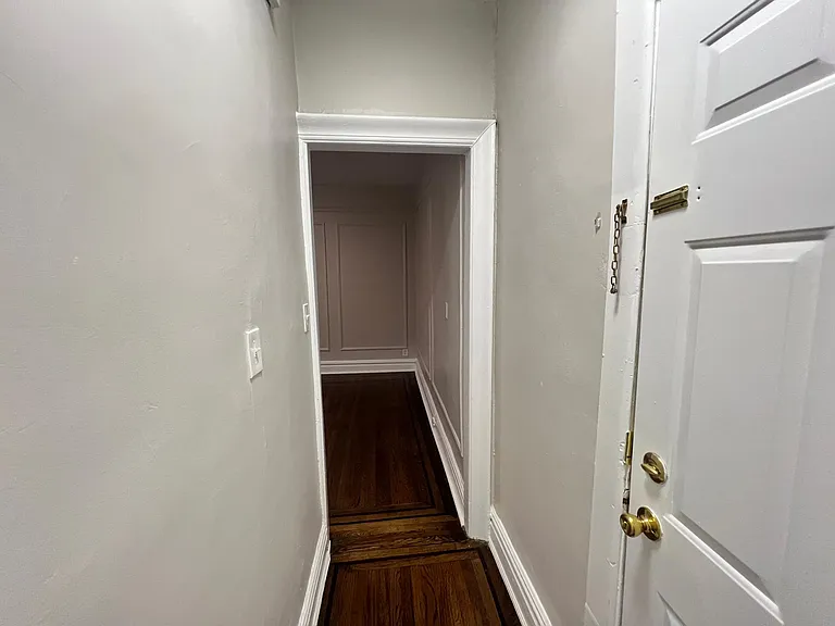18 Kensington Ave #5H — Photo 8