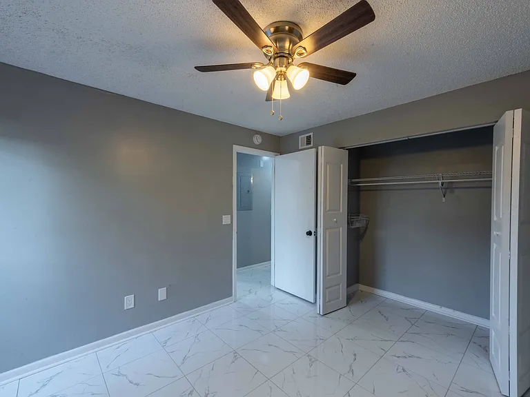 8366 Coralberry Ln — Photo 11