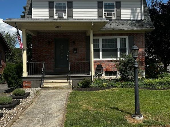 209 Amherst Ave
