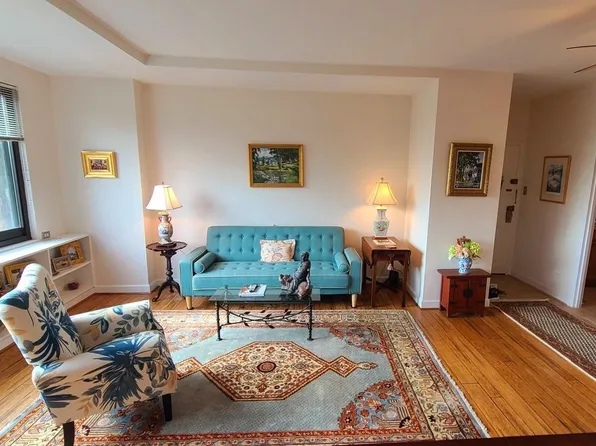 1021 Arlington Blvd APT 330, Arlington, VA 22209