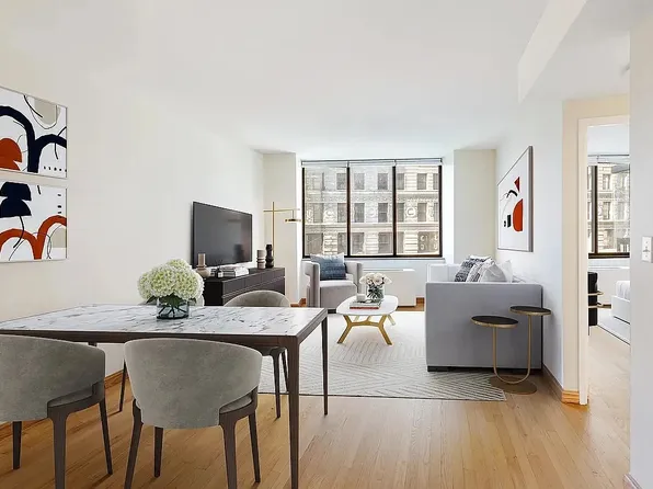 5 East 22nd Street image 1 of 8