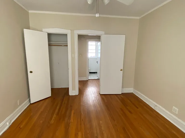 1961 W Foster Ave #3 — Photo 13