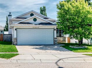 11444 W Coventry Blvd NE, Calgary, AB T3K4B1