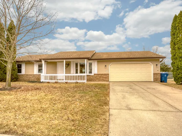 400 Woodbridge Dr, Lowell, IN 46356