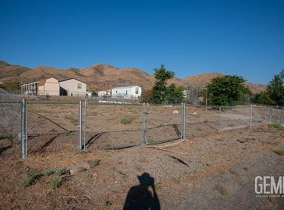 3rd image of 8504 Dawn Pl
