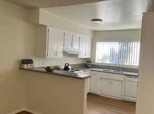 6957 Kester Ave #309, Van Nuys, CA 91405