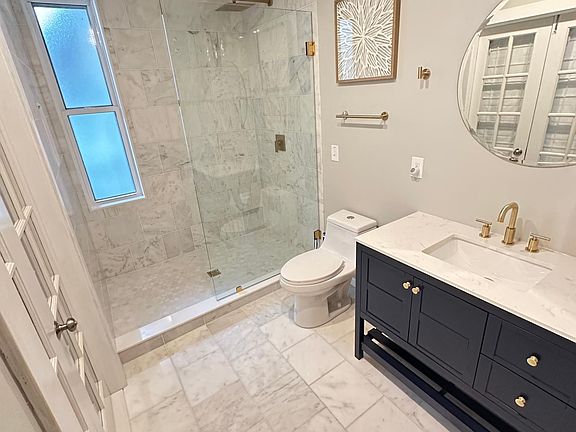 4th image of 163 Lake Ave #1