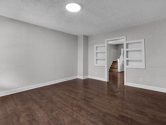 5th image of 411 N Oakland Ave