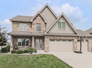 1860 Witham Ln, Woodridge, IL 60517