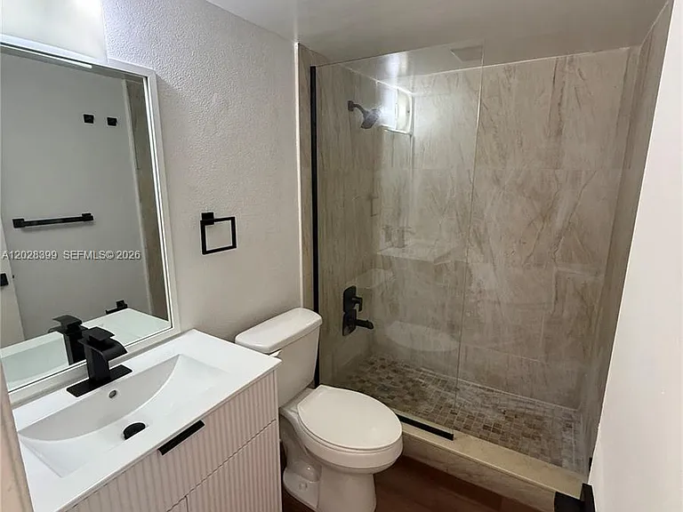 5168 NE 6th Ave #416 — Photo 13