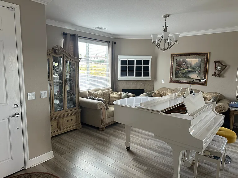 3645 Remington Park Dr — Photo 3