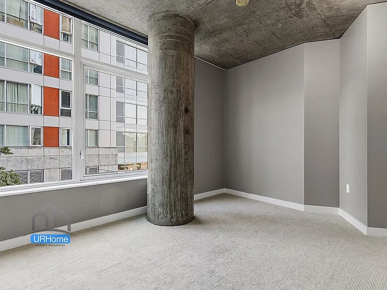 1926 W Burnside St #202 — Photo 21