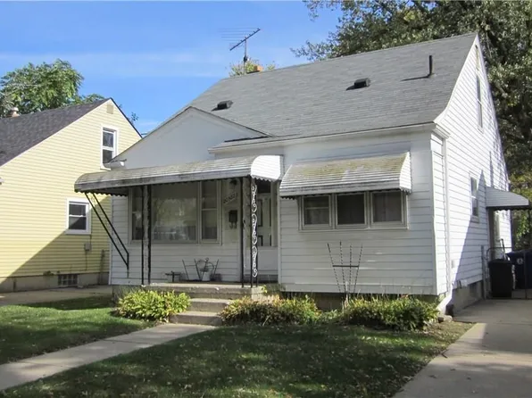 20588 Woodworth, Redford, MI 48240