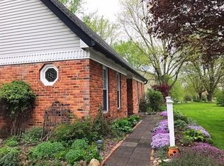 1384 Hiner Rd, Orient, OH 43146