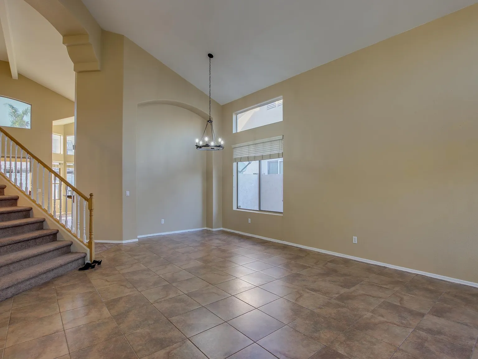 516 W Anderson Ave — Photo 4