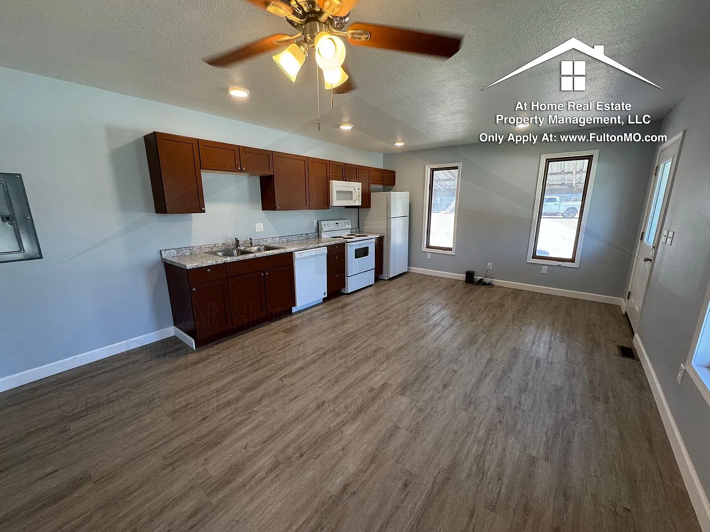 5060 County Road 306 Unit 4 Fulton, MO 65251 — Photo 2