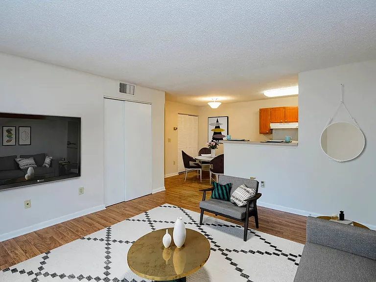 Waterview Apartments — Photo 22