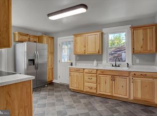 203 Mount Airy Ave, Waynesboro, PA