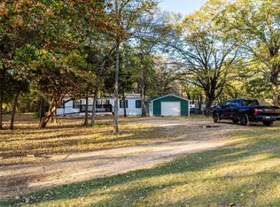 202 Forgotten Ln, Mabank, TX 75156