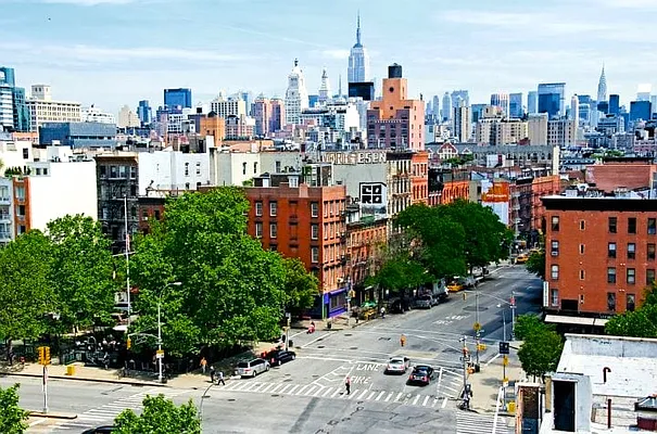 Rented by Manhattan Realty Group | media 12