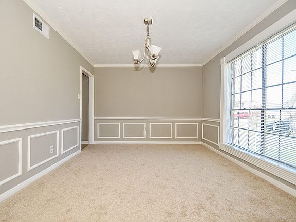 5th image of 13823 Towne Way Dr