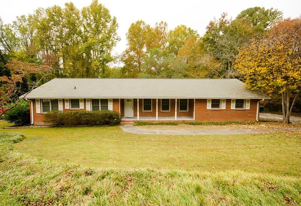 1st image of 2817 Hickory Ln