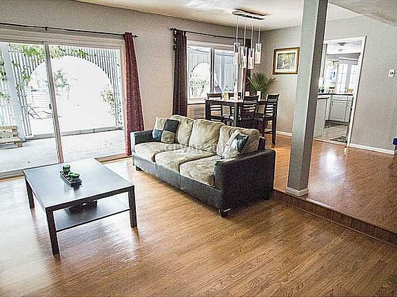 5th image of 2797 McLeod Dr