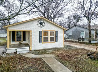 307 Avenue A, Ennis, TX 75119