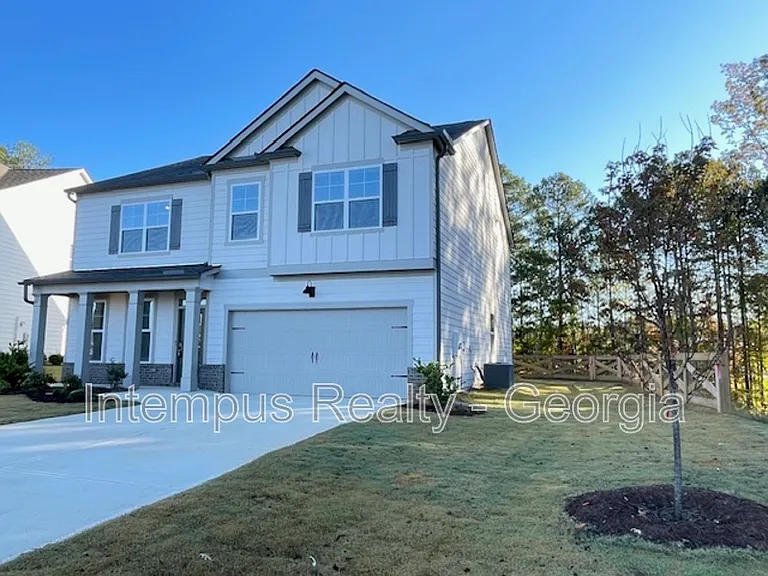 44 Garnet Dr — Photo 3