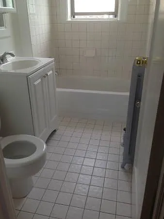 1 bed, 1.0 bath, $1,400 — Photo 3