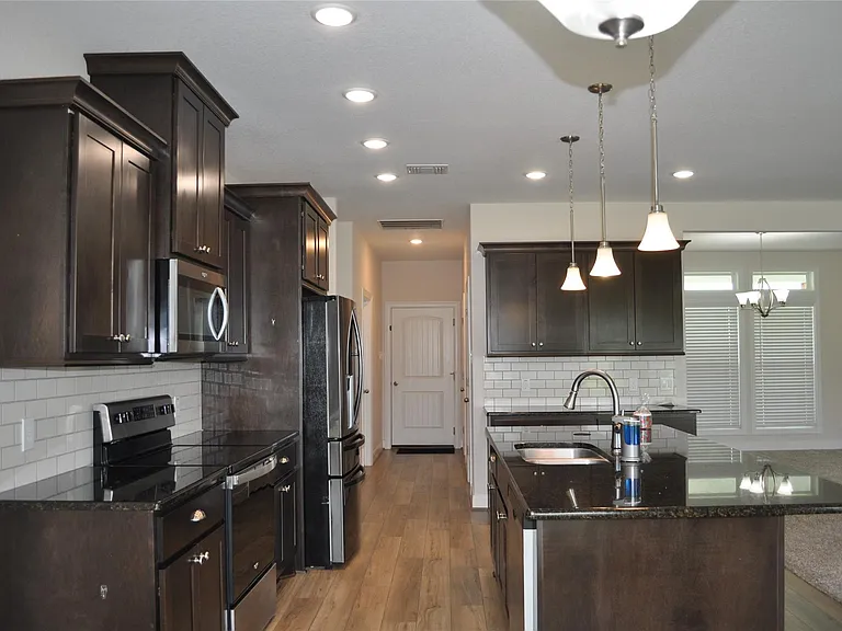 2502 Majestic Oaks Ct — Photo 15